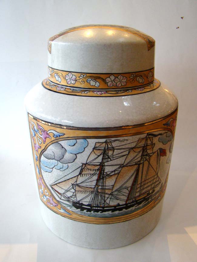 A Chinese Export 'style' porcelain tea jar with American ship motif — image 3
